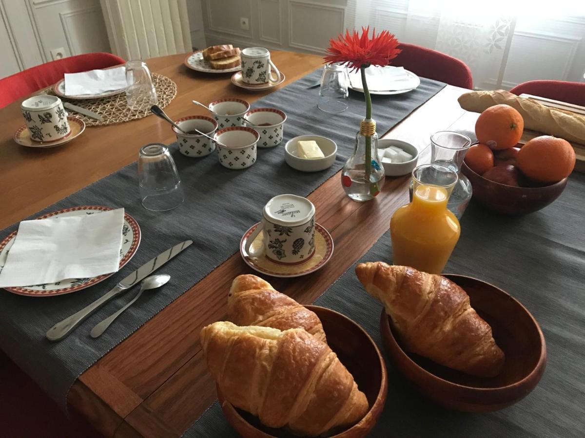 Un Jardin Dans La Ville Bed and Breakfast Châlons-en-Champagne Eksteriør billede