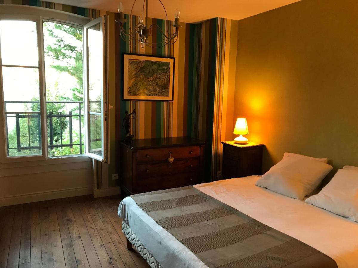 Un Jardin Dans La Ville Bed and Breakfast Châlons-en-Champagne Eksteriør billede